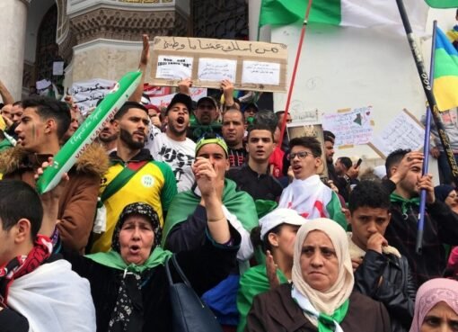 النساء الجزائريات في الشارع من أجل حقوقهن وضد السلطة