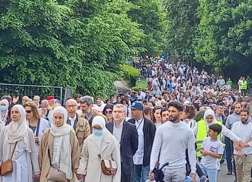 روحا الزناسني وزوجته ترفرفان فوق مسيرة ضد العنصرية بسكاربيك البلجيكية